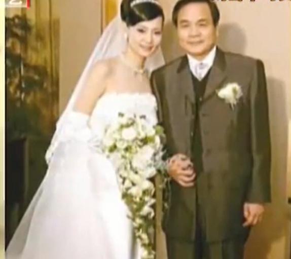 “琼女郎”悲情史:丈夫坠楼身亡,为渣男流产终生不孕,她太惨了