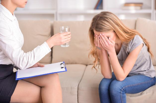 做家务强迫症很严重怎么办,特别爱干家务是强迫症吗