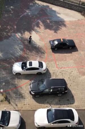 小区内建练车场执法大队：没有审批手续