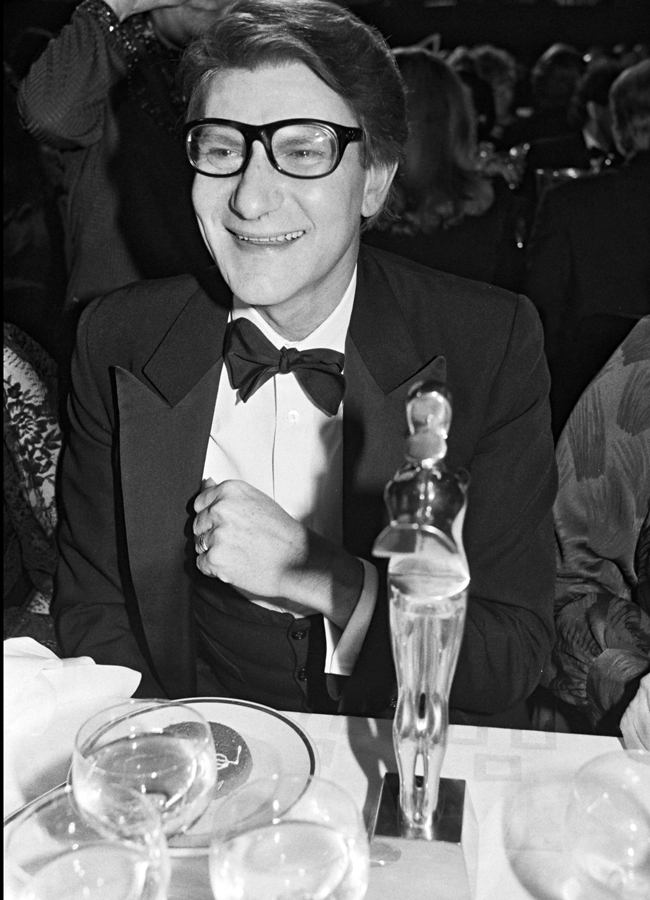 ysl圣罗兰限定典藏版小金条口红色 (ysl圣罗兰百搭口红)