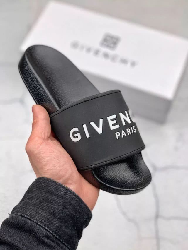 盘点2022年女鞋流行趋势,如何了解每年女鞋流行风格和趋势