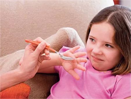 药吃了吐了连饭也吐了还要补服吗,吐药后还需要补喂吗