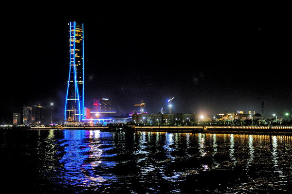 珠澳海湾夜游，看遍左手澳门右手珠海的繁华