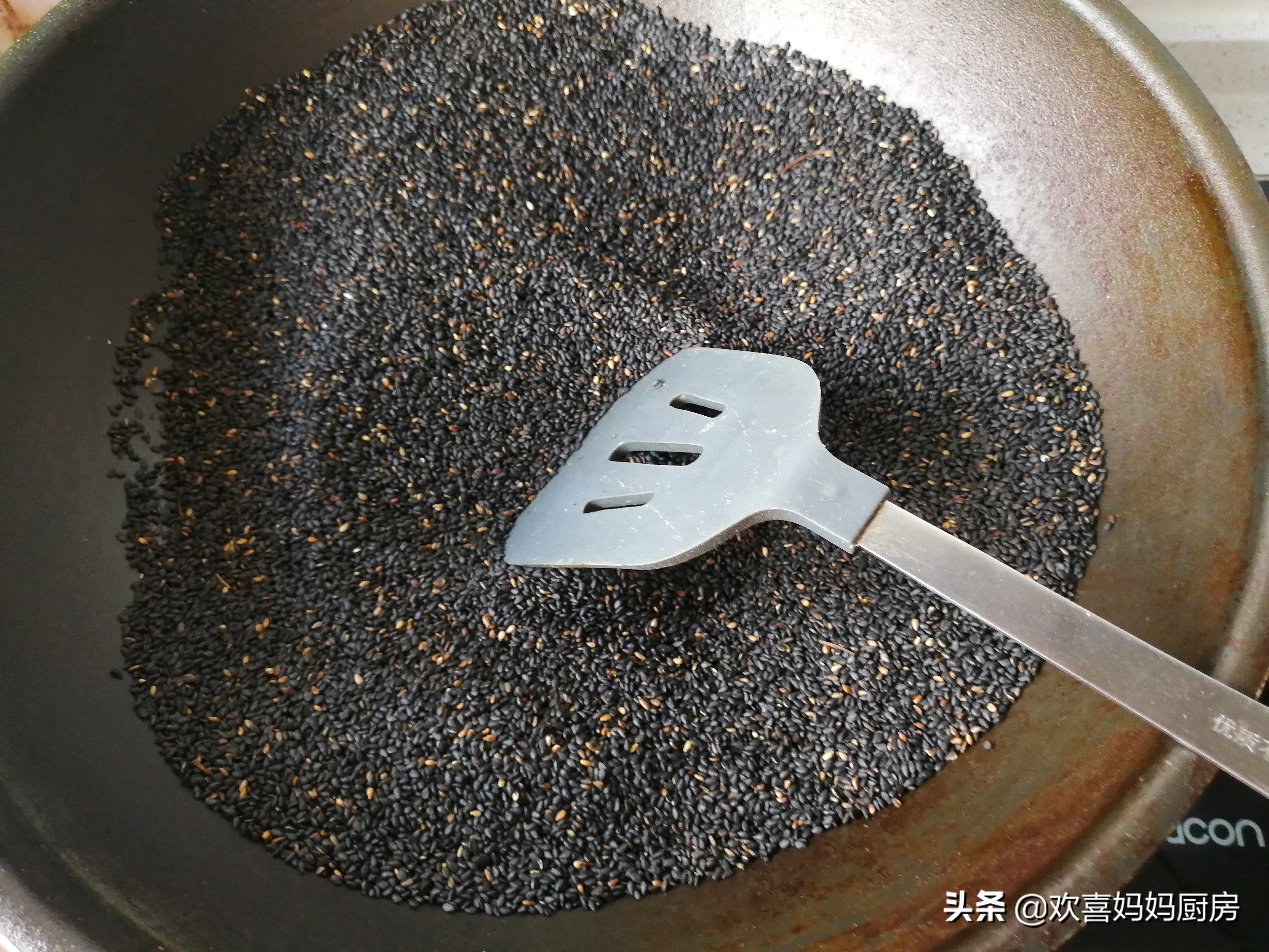 手工阿胶糕怎么吃补气血最好,纯手工制作阿胶糕补血养颜