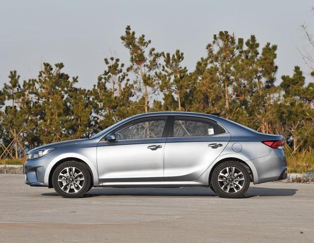 起亚车主提车,福瑞迪提车视频