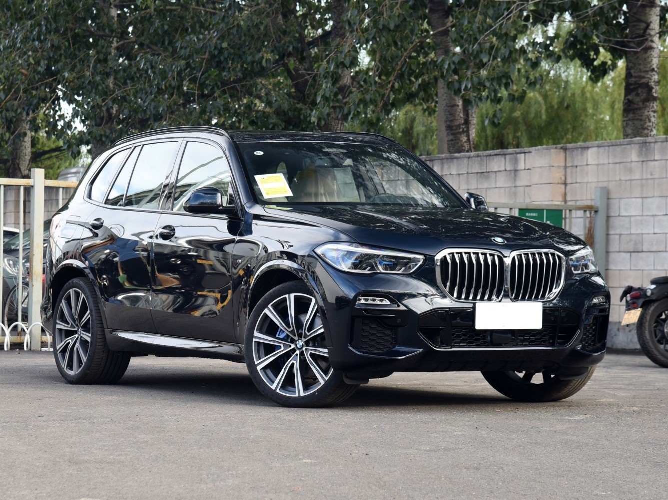 75万买宝马x5,雷克萨斯rx450h和宝马x5对比