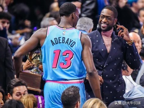 韦德人设崩塌事件,被韦德9分毁掉的扣篮大赛