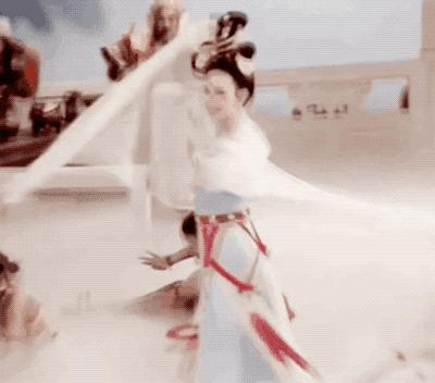 和唐僧对应的女人是谁 (唐僧身边的那个女人是谁)