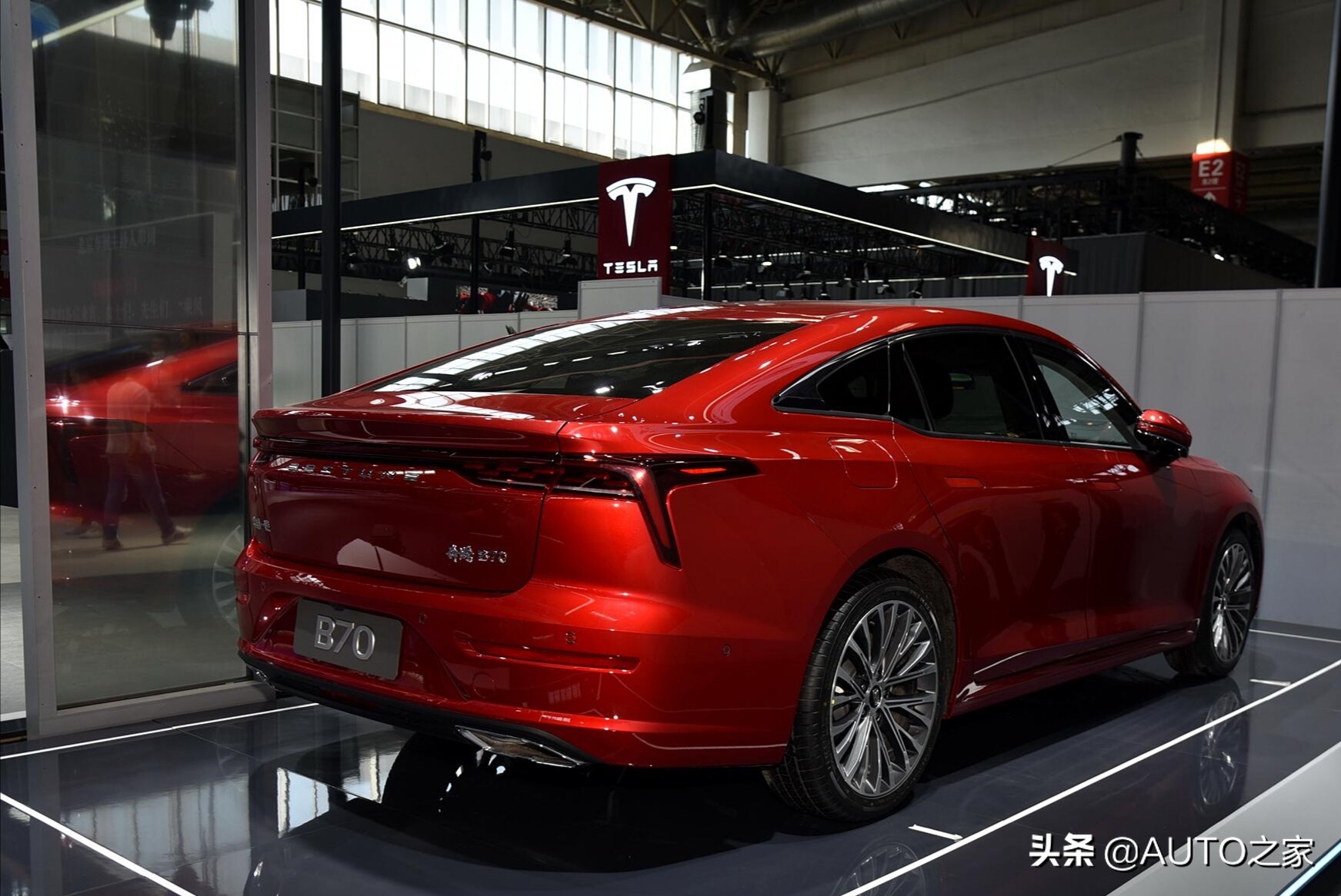 老款奔腾b70底盘和马6的区别,奔腾b70底盘和马自达一样吗