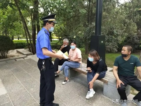 随地吐痰你要怎么劝,随地吐痰谁来管