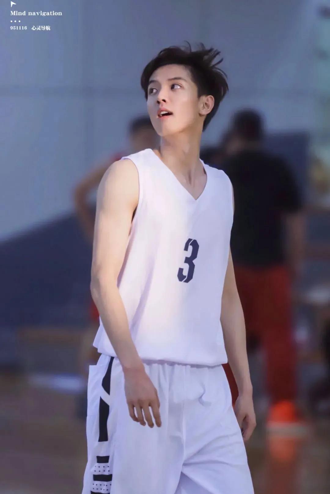 英年早婚的男星合集,英年早婚的男明星