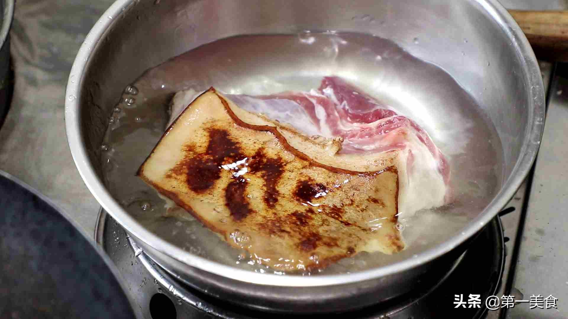 红烧肉最正宗的做法大厨一步教你,红烧肉最正确的做法视频教程