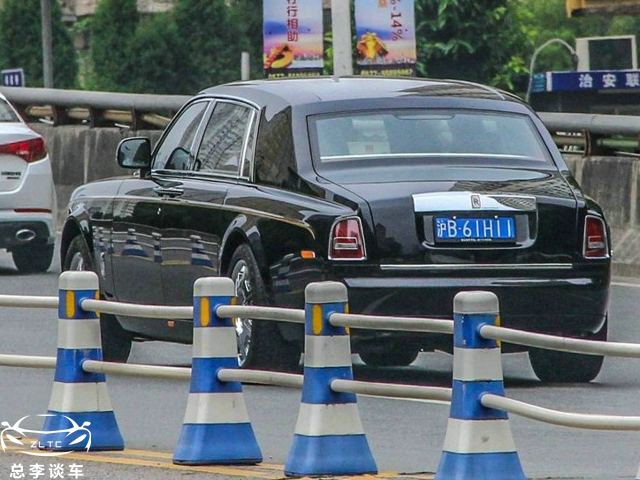 41元闯天下，靠剃须刀创造百亿身家，飞科老板坐什么车？