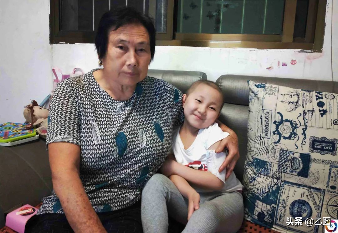 女孩练舞蹈腿疼,女生说练舞腰疼怎么回复