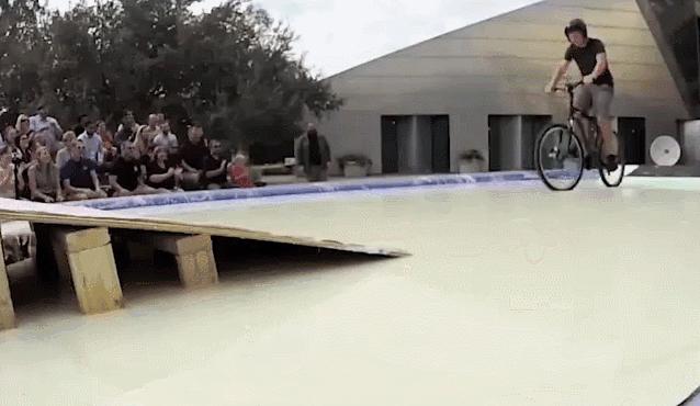 乐趣升级，玩法不重复，爆红的Batbunny彩虹盒子二代来啦