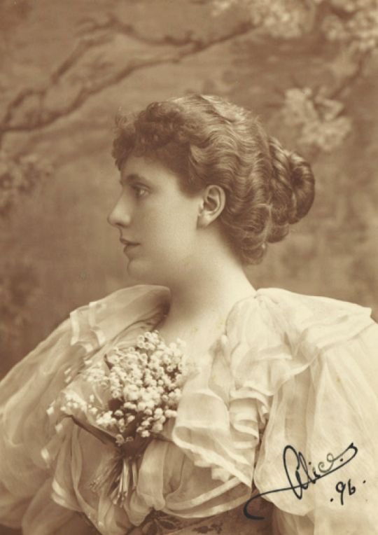 史上最强小三终不敌原配,史上最强小三被抢走