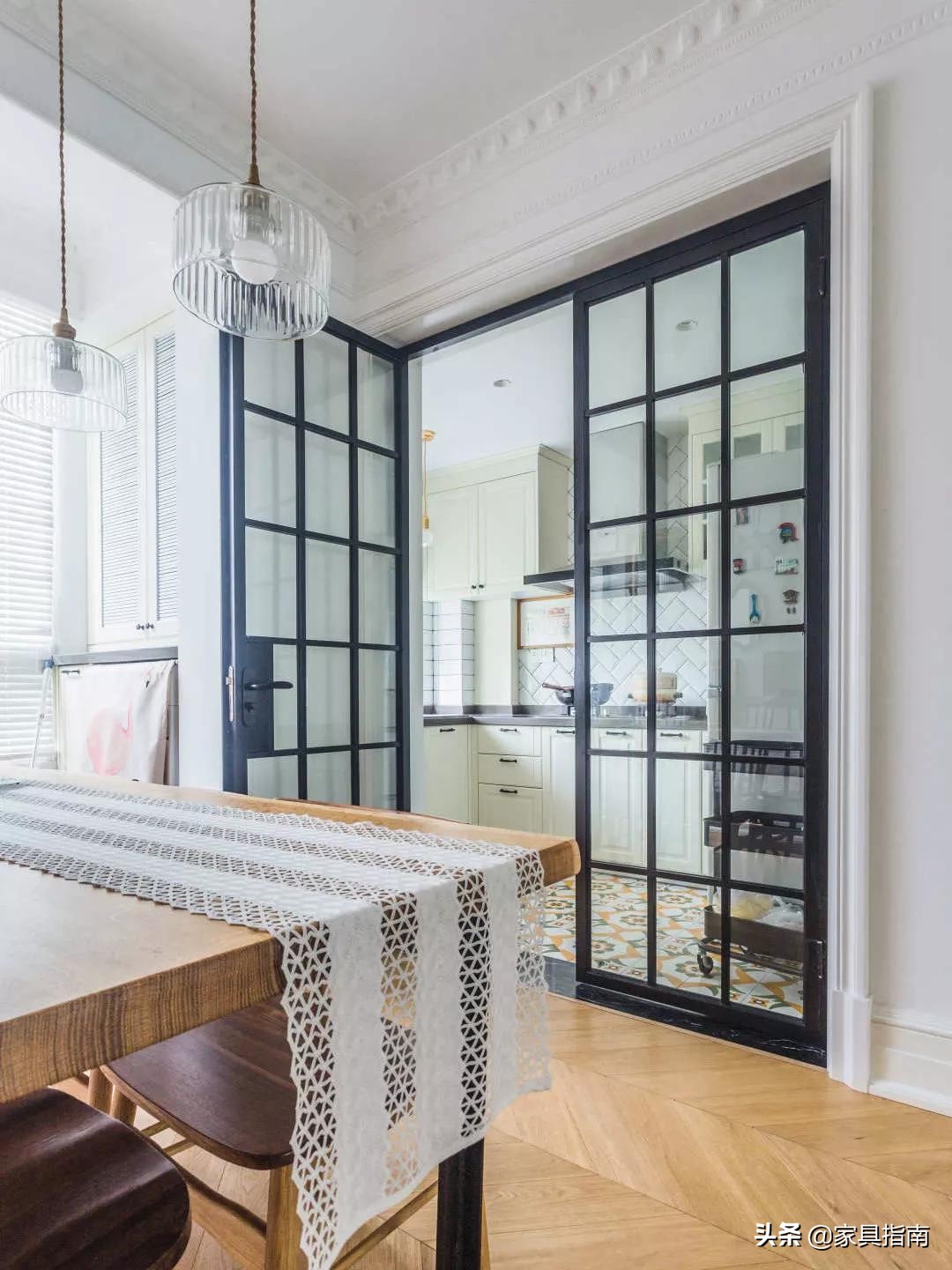 上海宝妈把145㎡四室打造成复古殿堂,成为家居行业的热搜榜