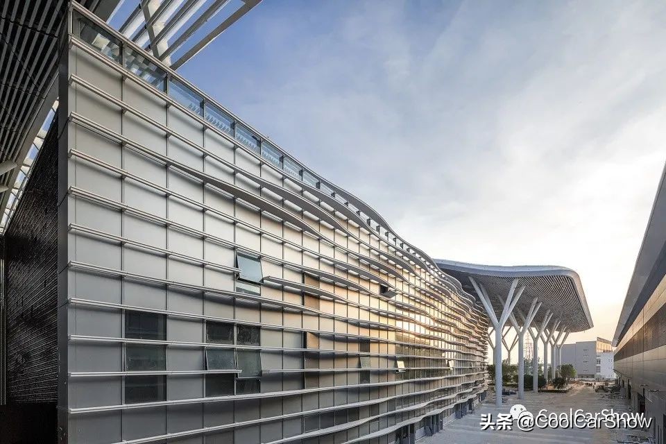 几个标准足球场能赶上鸟巢的面积,鸟巢占地面积相当于多少个足球场