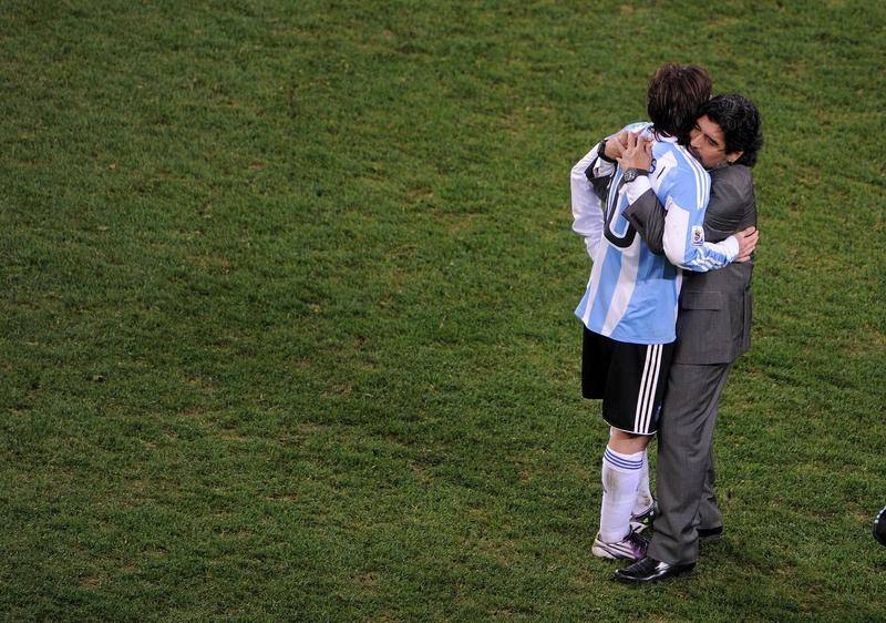 Z世代，“我爸”，和神一样的马拉多纳