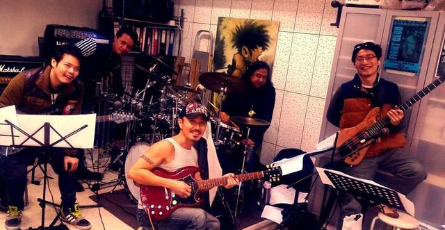 张学友陈奕迅公益演唱会现状,陈奕迅助阵张学友