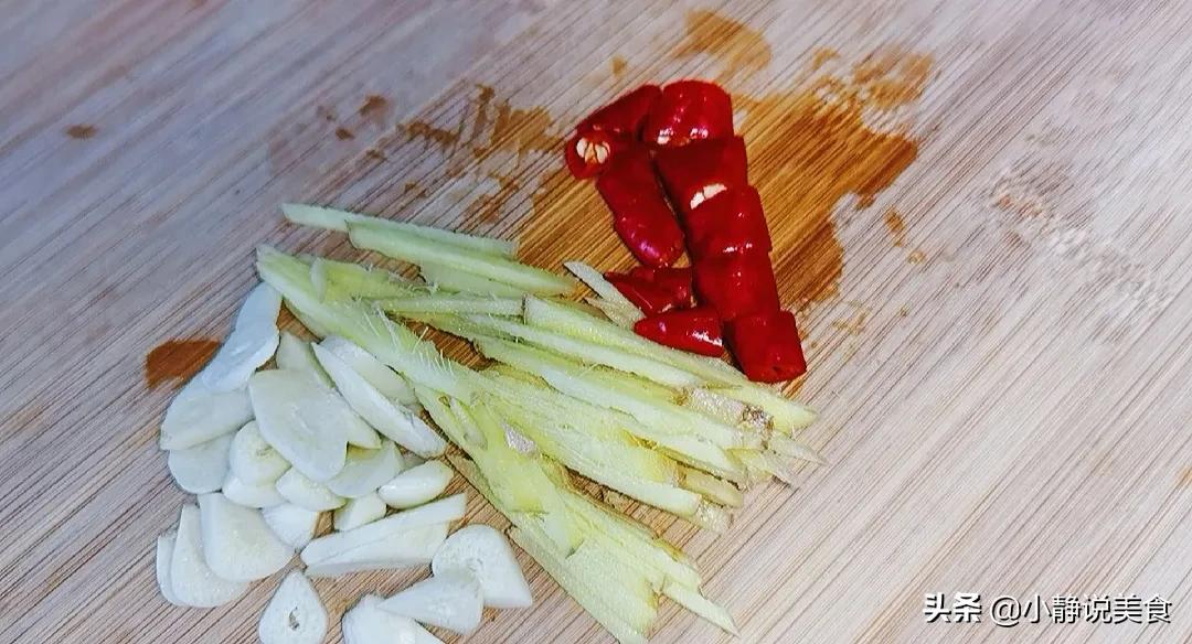 腌制黄瓜胡萝卜怎么腌又脆又好吃,怎样腌黄瓜又脆又好吃腌出来不酸