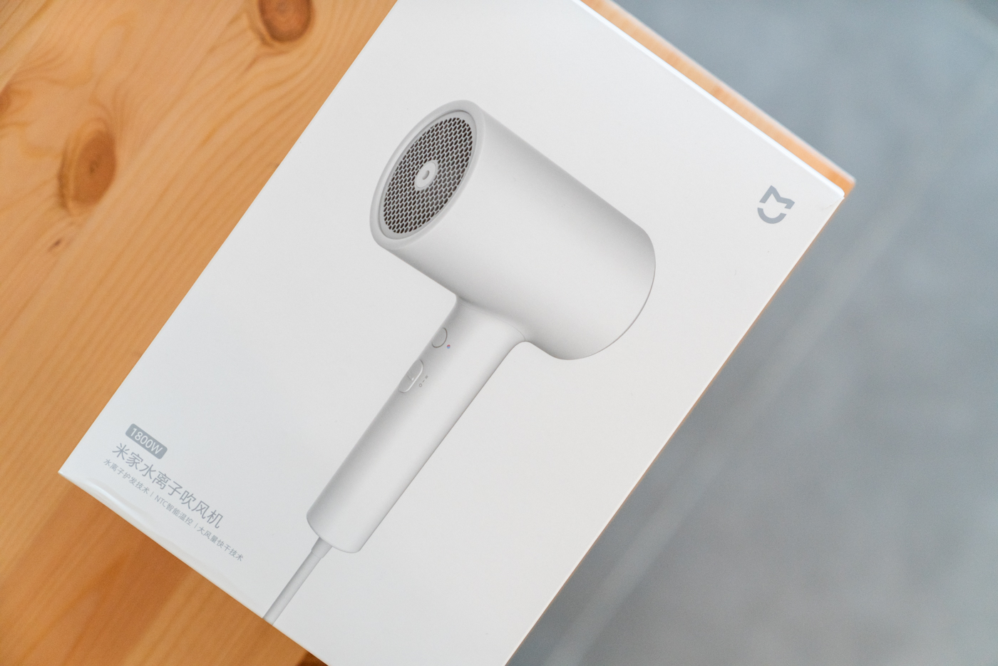 米家电吹风1800w,米家水离子吹风机是不是智商税