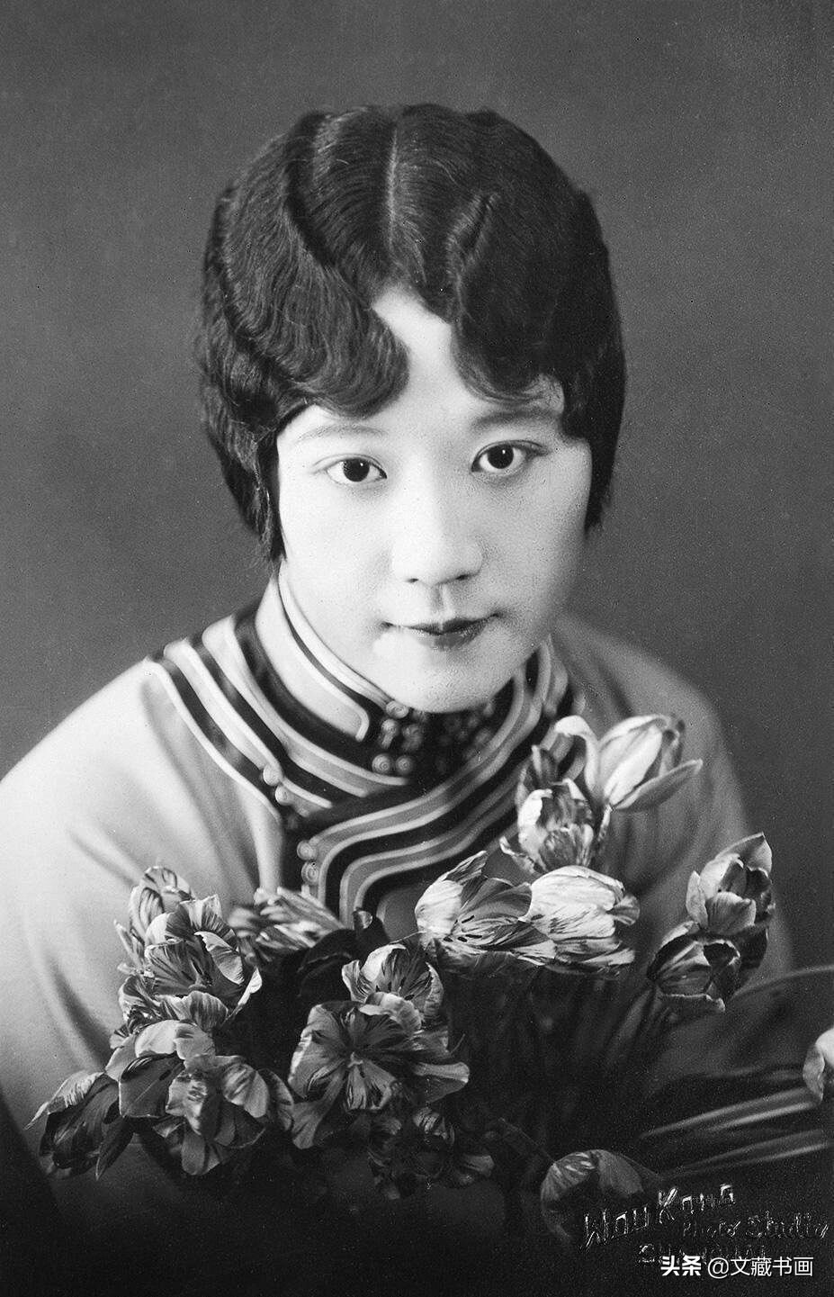 西方油画“五四”后兴起，化解了封建束缚观念，并且激励国画进步