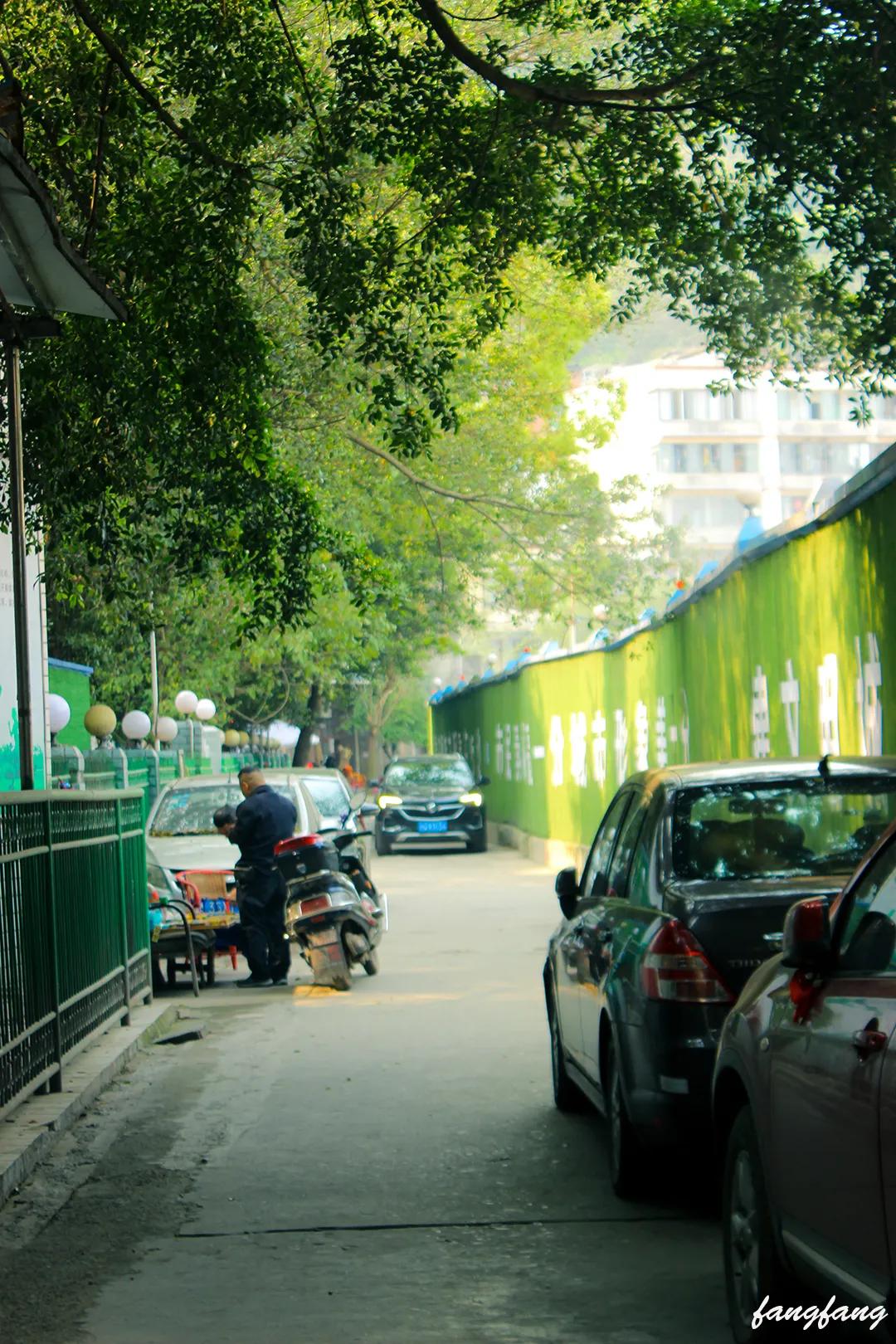 鍐嶈瀹滃鑿滃潩鏈哄満,鍥涘窛瀹滃鍐嶈