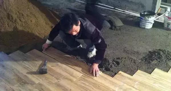 铺方形木纹砖后悔的真实感受,为什么家里不建议铺木纹砖