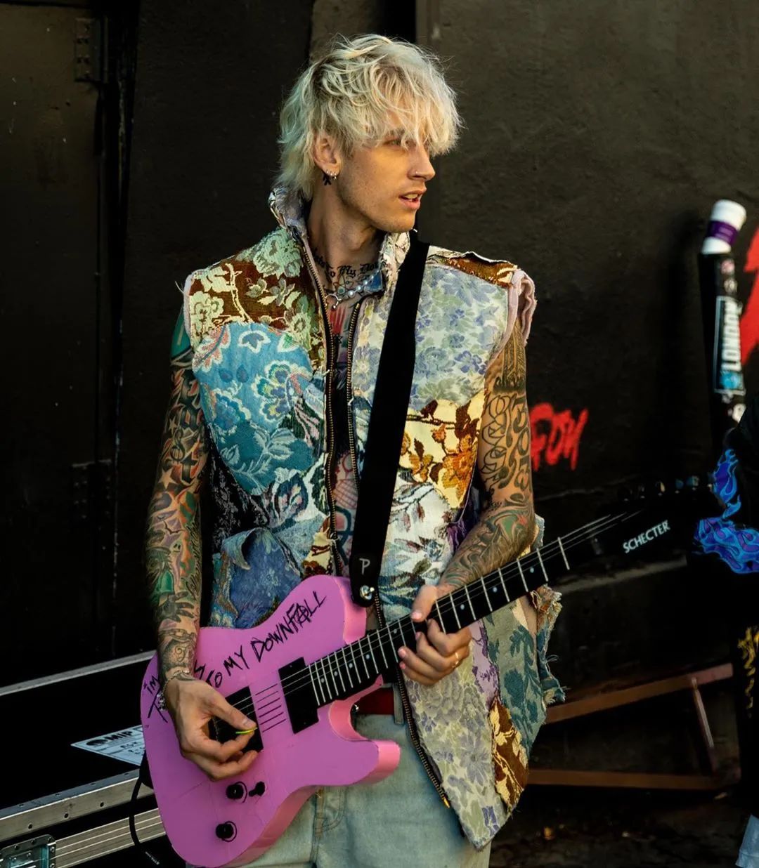 mgk妞嶅彂,涔愬潧鐢风