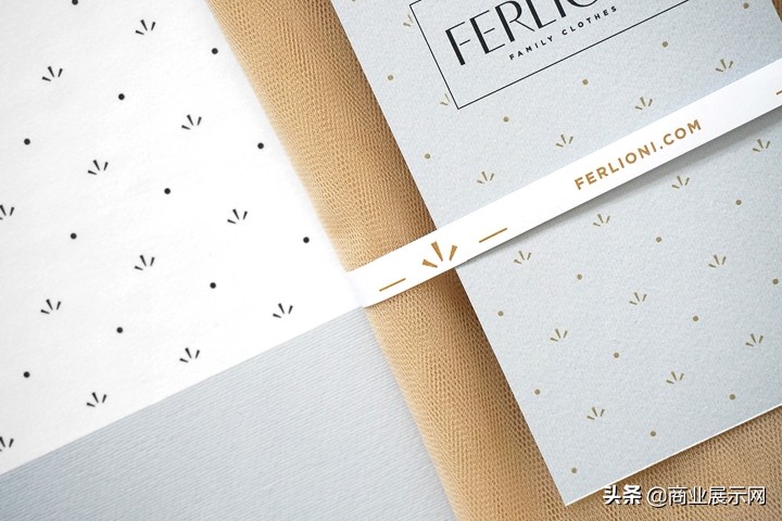 乌克兰FERLIONI女童装品牌店设计