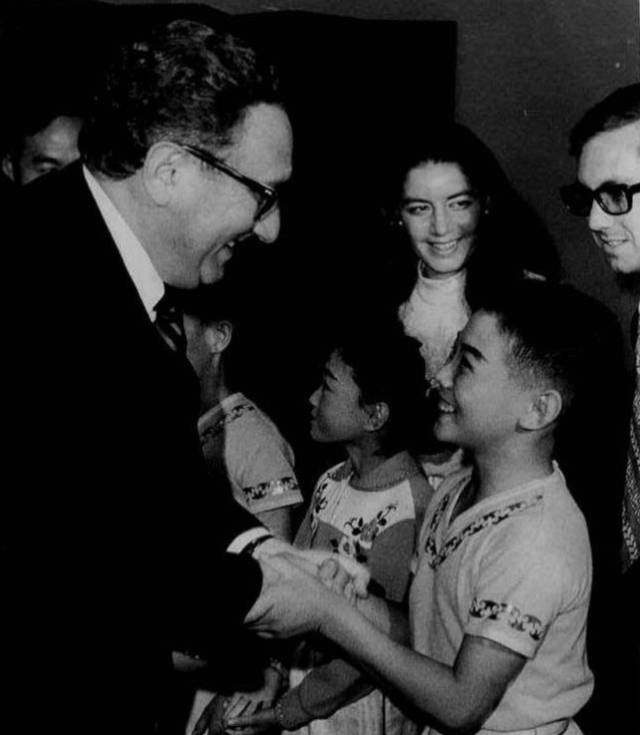 朋友圈里最珍贵的绝版照片！没有之一！