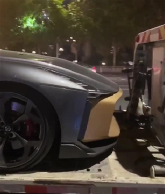 沉浸式体验2024款日产gt-r,2020全新日产gtr