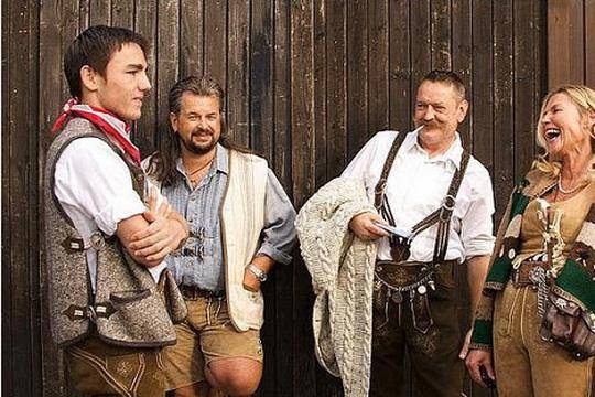 阿迪达斯和彪马恩怨,阿迪达斯和彪马打架谁会赢