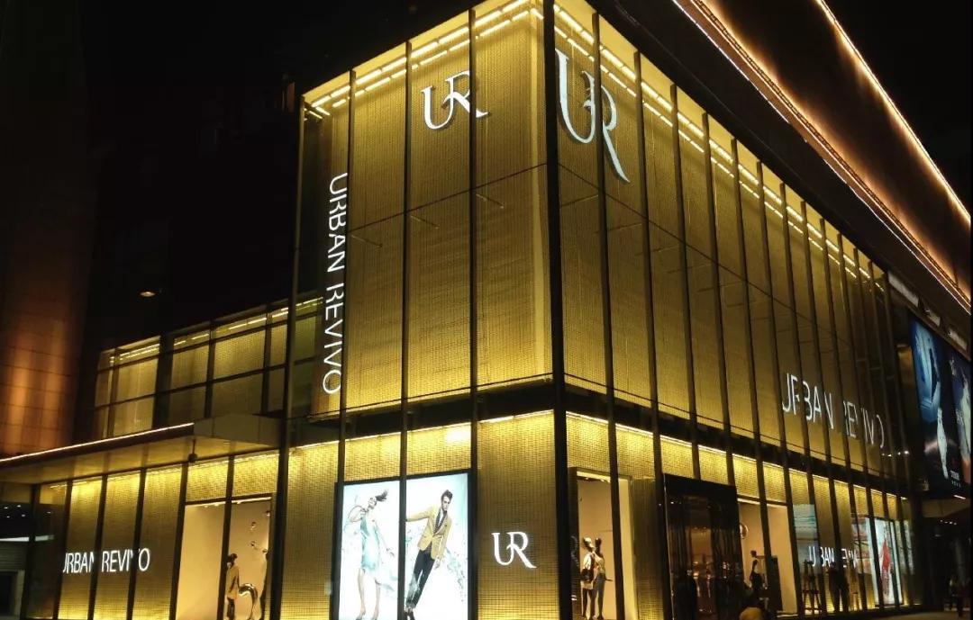 *底卧**UR的企业微信群3个月，我发现了它在微信卖货的秘密