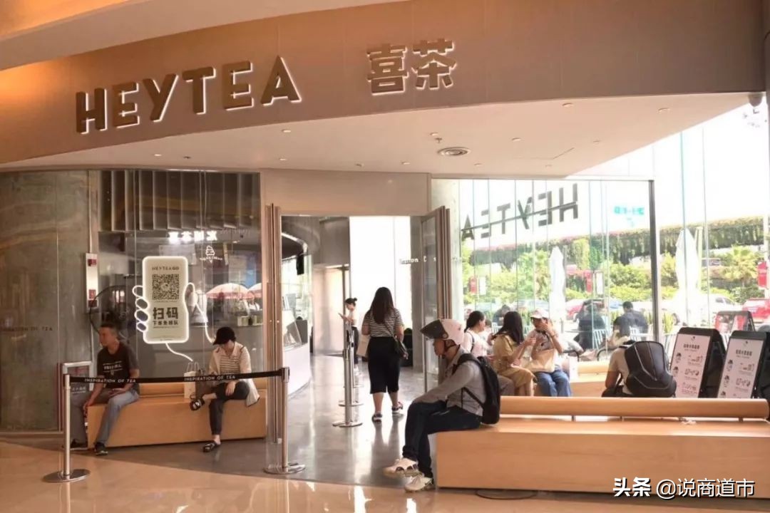 调改上瘾！东百爱琴海“十一”新装启幕，强强联手发力高端精品