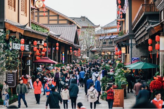 怎么判断临街商铺值不值得投资,如何判断一个商铺值不值得投资