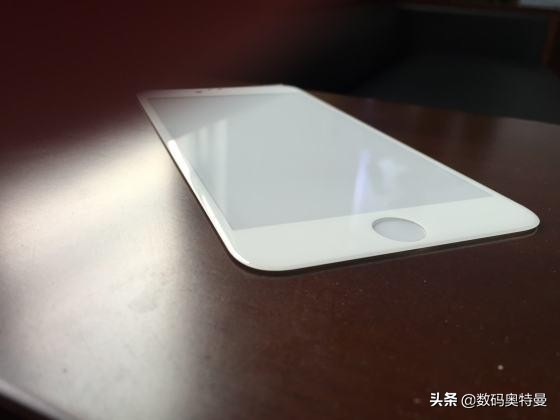 手机钢化膜真的能防碎屏吗,手机防爆膜和钢化膜区别