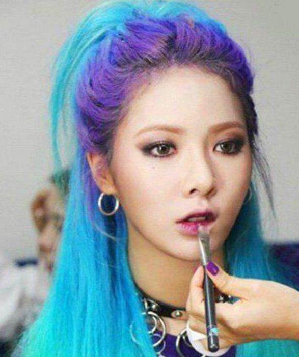 jennie美秋里同款发色,韩国女星惊艳发色