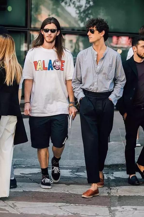 几十块钱的t恤和几万元的衣服,几十和几千t恤差别