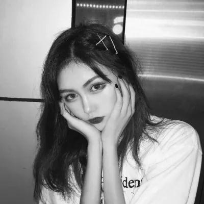 关于沉默与阳光的短个性签名,阳光洒脱的个性签名