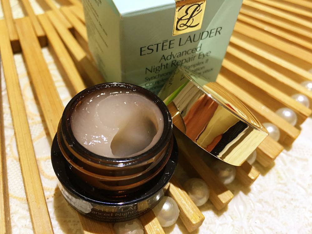 兰蔻和雅诗兰黛小棕瓶眼霜哪个好,雅诗兰黛小棕瓶眼霜和兰蔻哪款好