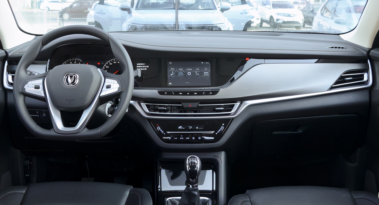 长安cs35plus1.4t蓝鲸性能和油耗,长安cs35plus1.4t蓝鲸真实油耗