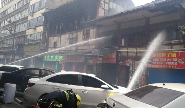 改造小区道路,改造旧小区停车难