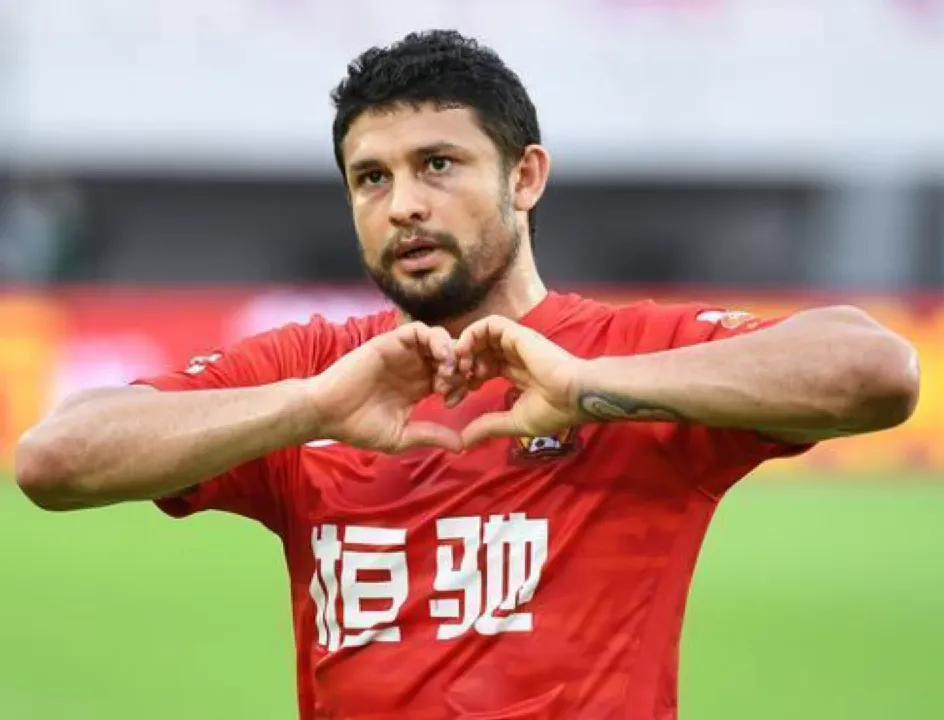 国足备战越南队的最新情况,国足将迎战越南队大名单