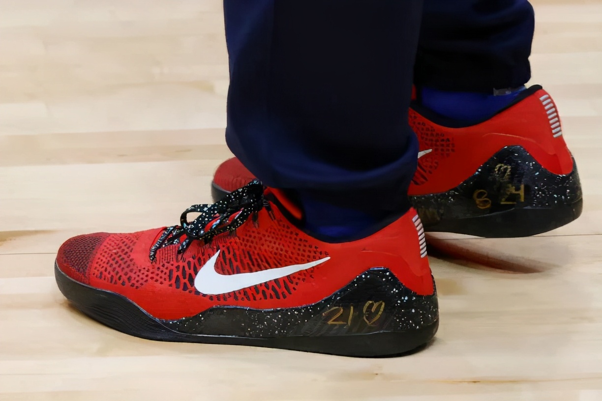 詹姆斯上脚安踏,nba球星上脚的安踏