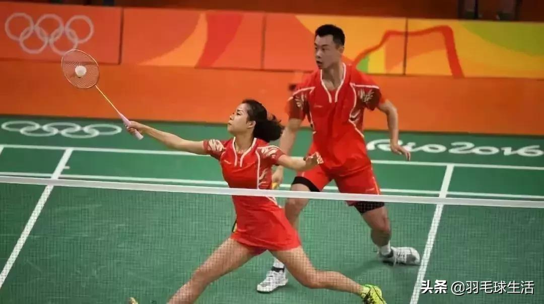 羽毛球双打最易犯错的十个场景,羽毛球双打如何吊打实力相近对手