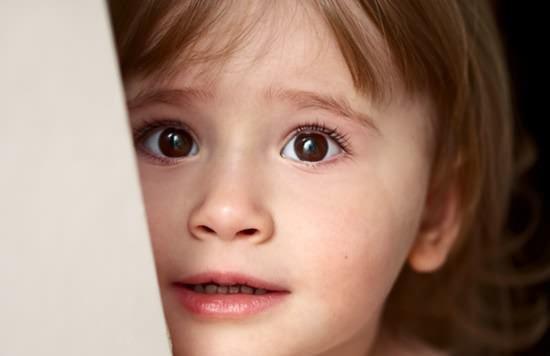 孩子胆小怎么办教学视频,孩子胆小怎么办教你一招解决