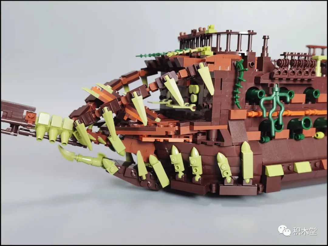 飞翔的荷兰人号船真实原型,飞翔的荷兰人号为什么能潜水