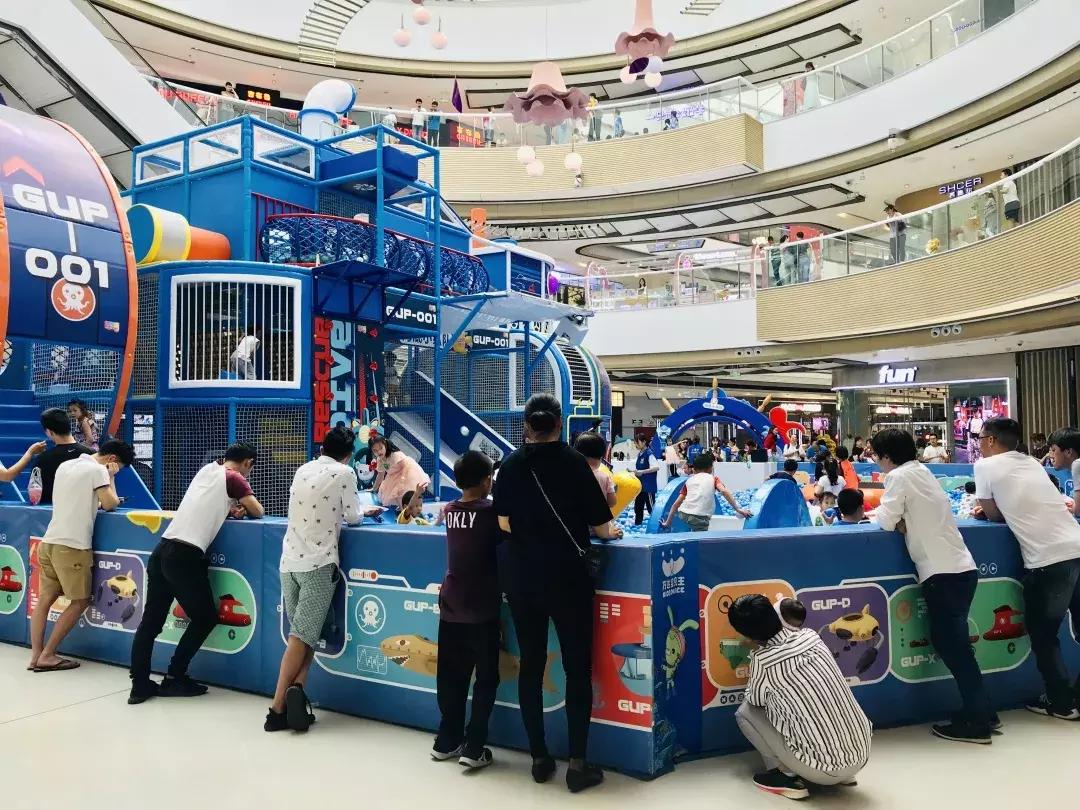 每个郫筒二小毕业的，都是在石牛公园耍大的